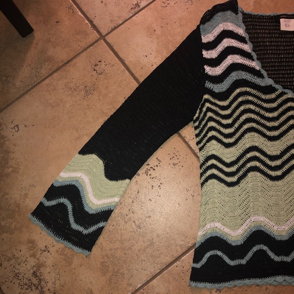 Crochet sweater - Picture 5 of 5